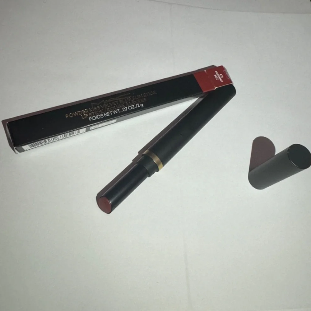 Mac lipstick 878